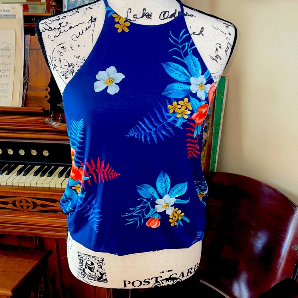 Halter neck, Hawaiian top